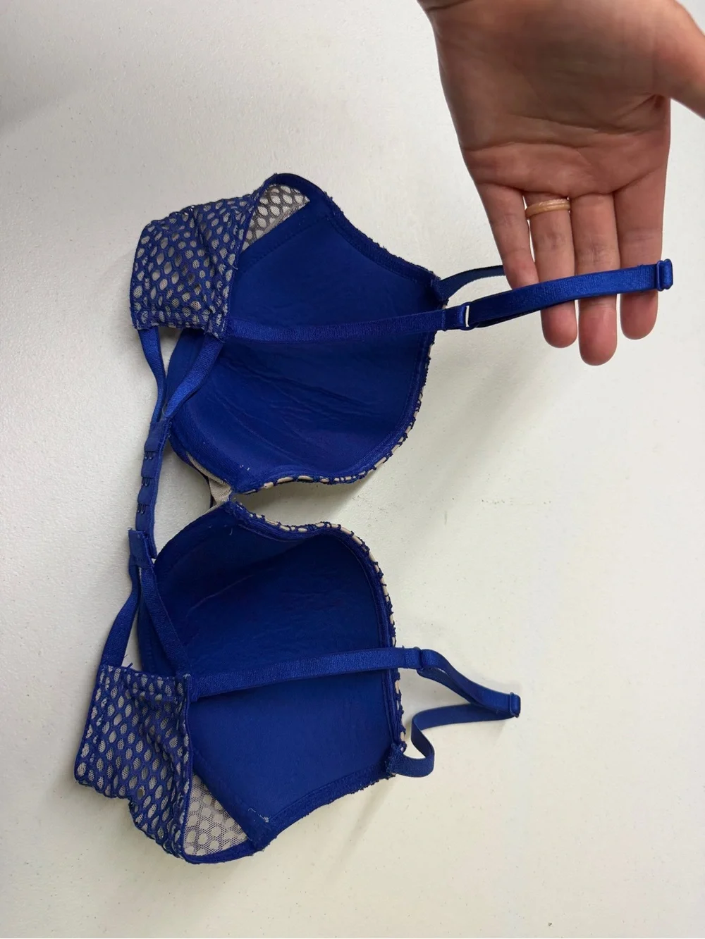 Victoria’s Secret Very Sexy Lightly Lined Plunge Bra 34C Blue Nude Lace